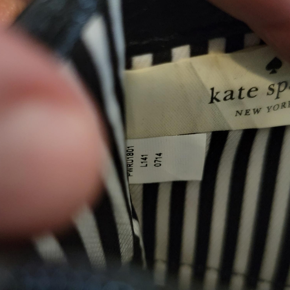 Kate Spade Wallet - Picture 7 of 9